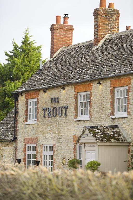 The Trout At Tadpole Bridge Hotel Faringdon Eksteriør billede