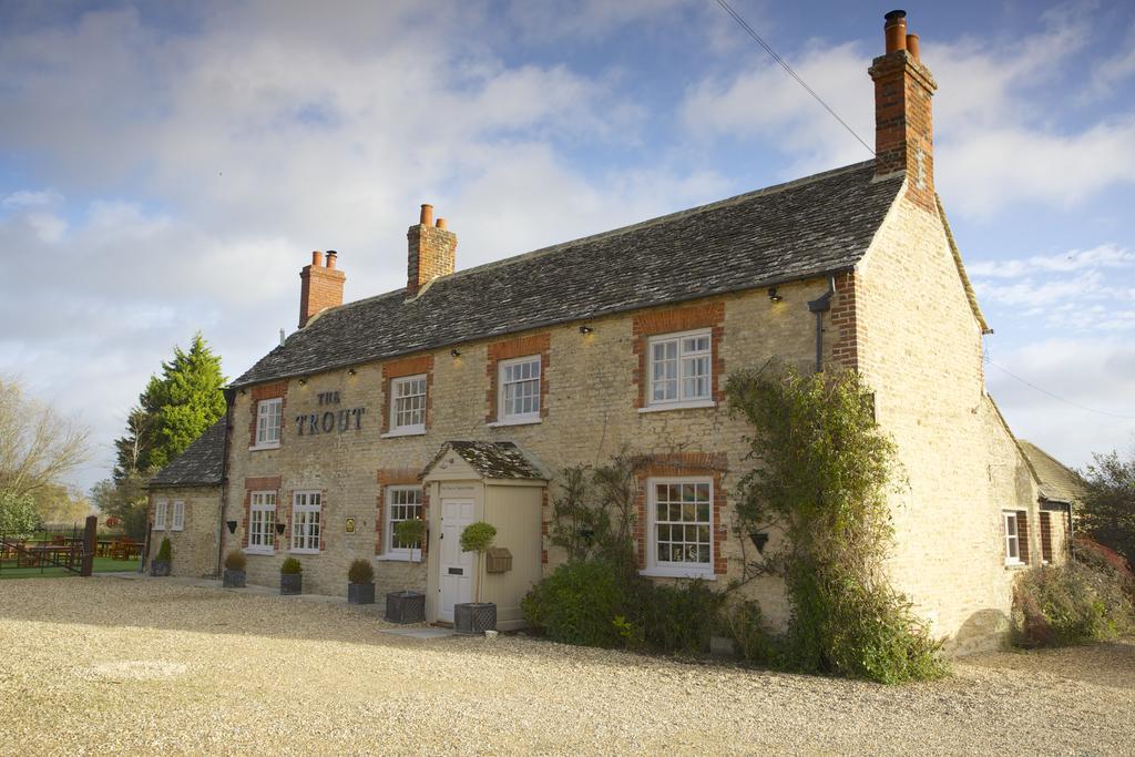 The Trout At Tadpole Bridge Hotel Faringdon Eksteriør billede