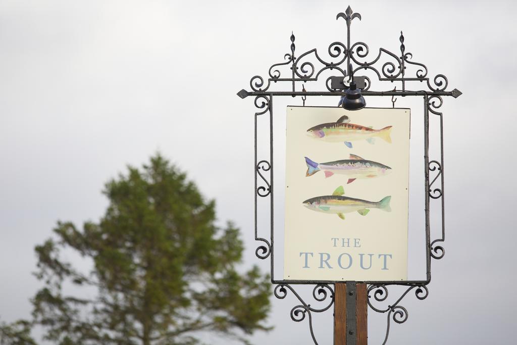 The Trout At Tadpole Bridge Hotel Faringdon Eksteriør billede